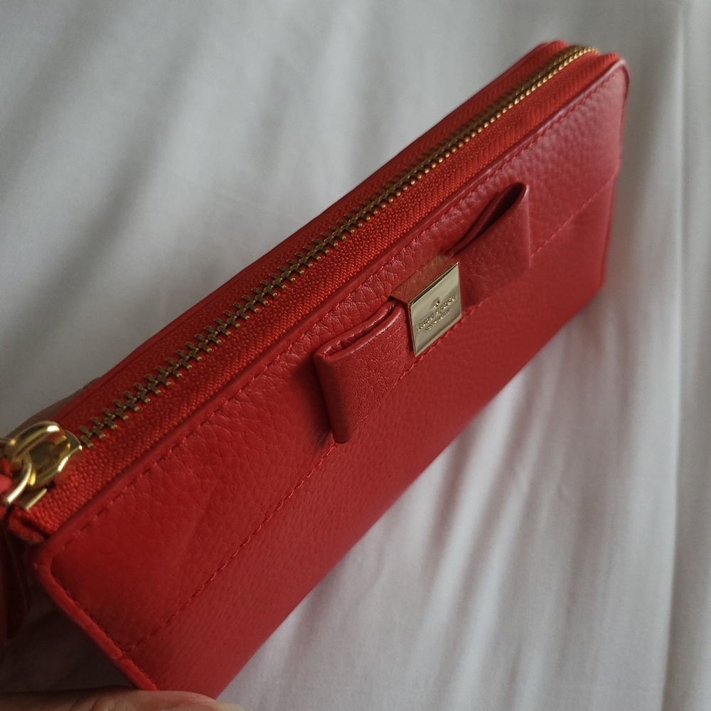 Kate Spade ♠️  Wallet - Picture 5 of 11